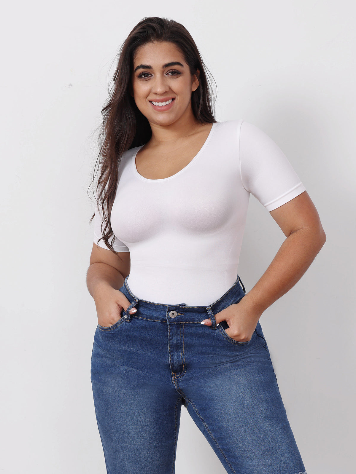 Body Curvy™ Seamless V-Neck Shaping T-Shirt