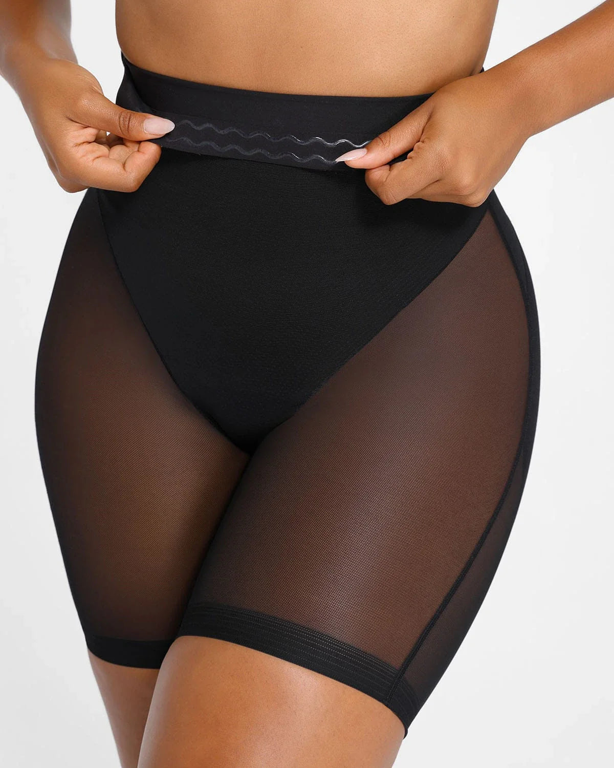 MeshSmooth™ Butt-Lifting Mid Thigh Short