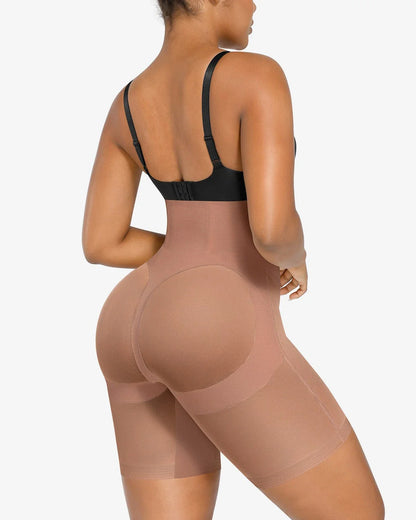 MeshSmooth™ Butt-Lifting Mid Thigh Short