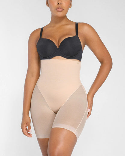 MeshSmooth™ Butt-Lifting Mid Thigh Short
