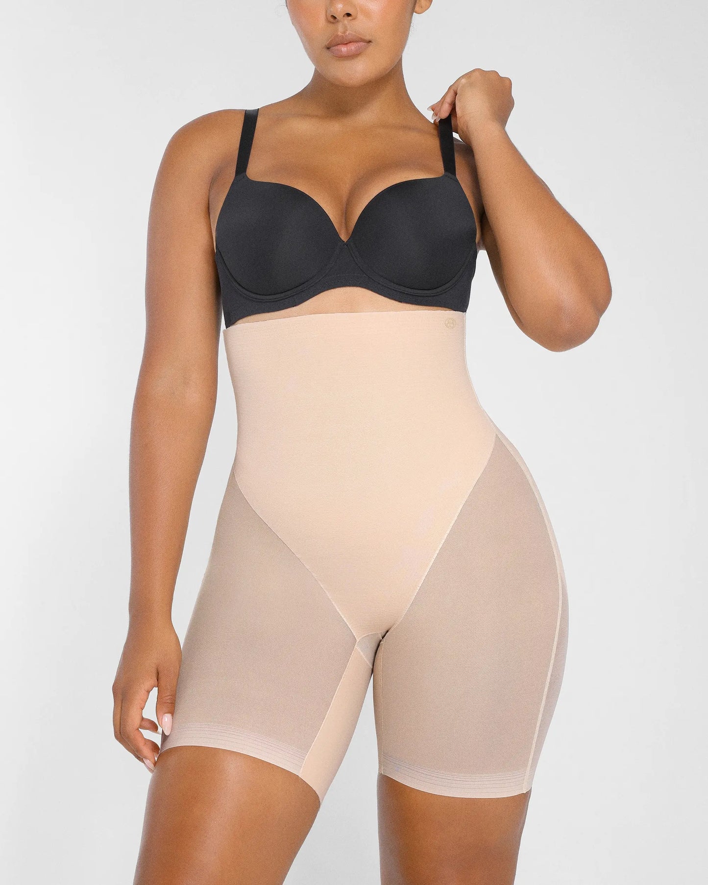 MeshSmooth™ Butt-Lifting Mid Thigh Short