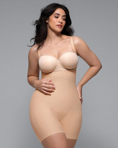Cream Touch™ Tummy Control Flawless Smoothing Mid Thigh Short