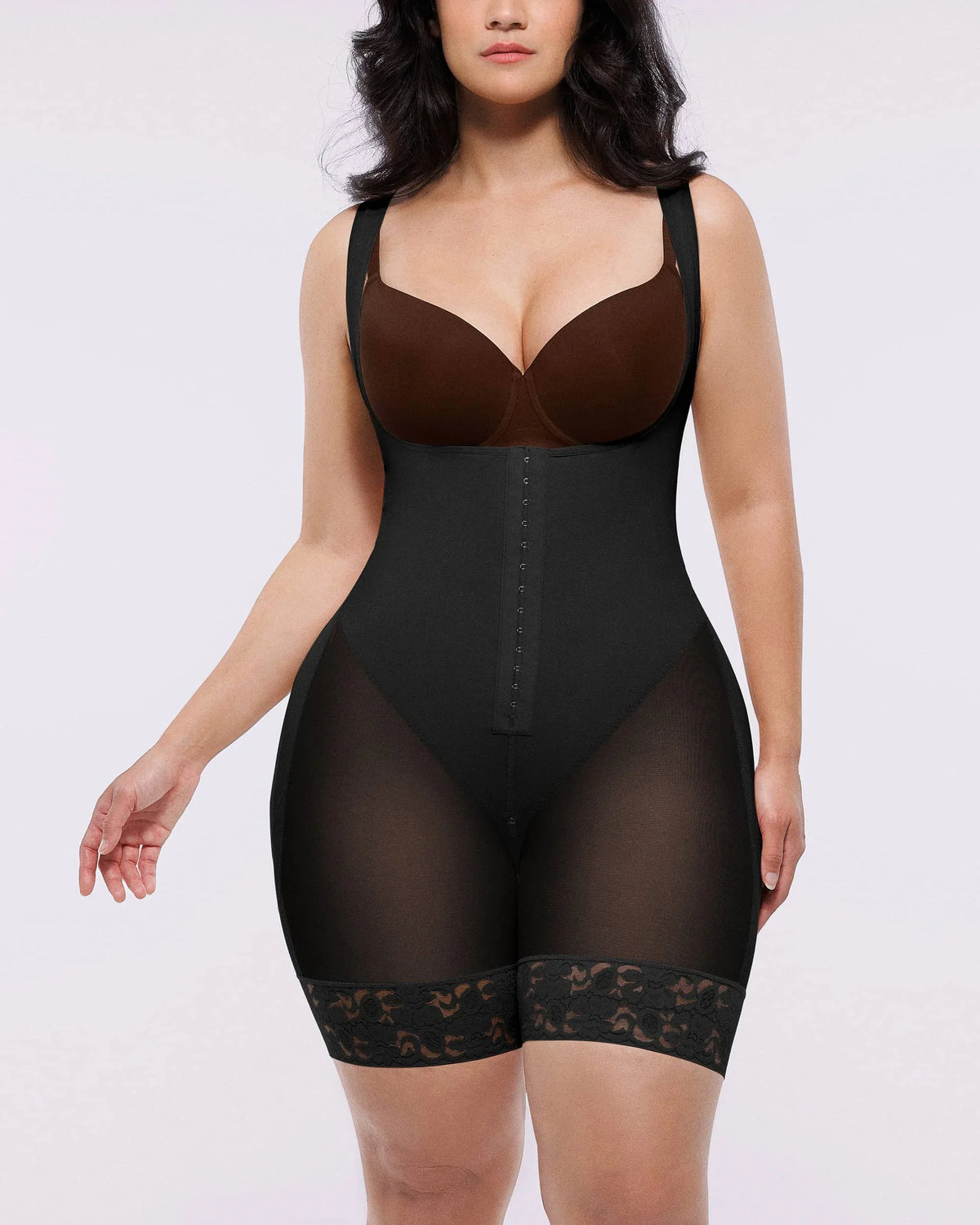 Body gainant sculptant à compression extrême et buste ouvert
