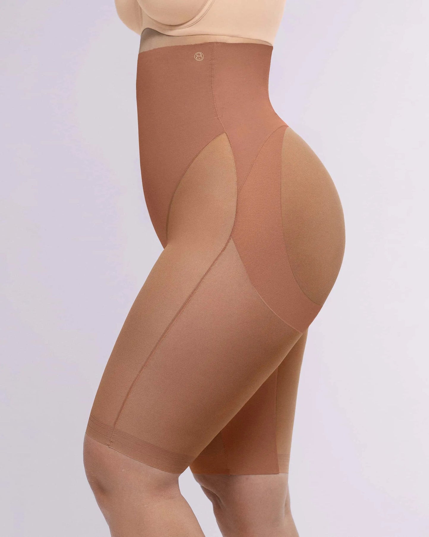 MeshSmooth™ Butt-Lifting Above-Knee Short