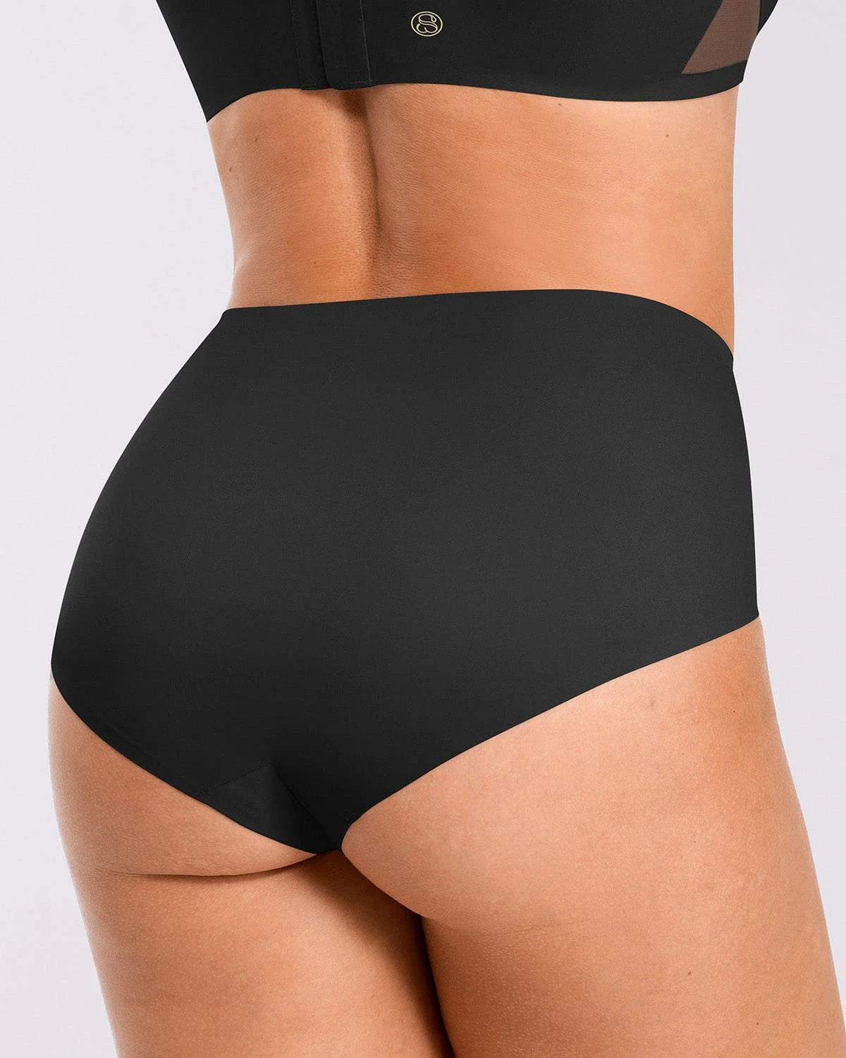 Set 3 perechi chiloți modelatori Curve Code™ Contour Comfy Smoothing