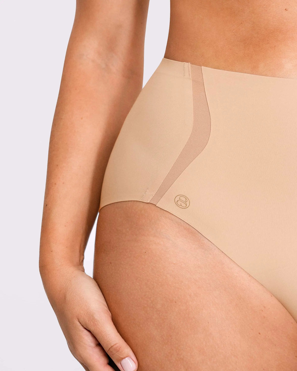 Set 3 perechi chiloți modelatori Curve Code™ Contour Comfy Smoothing