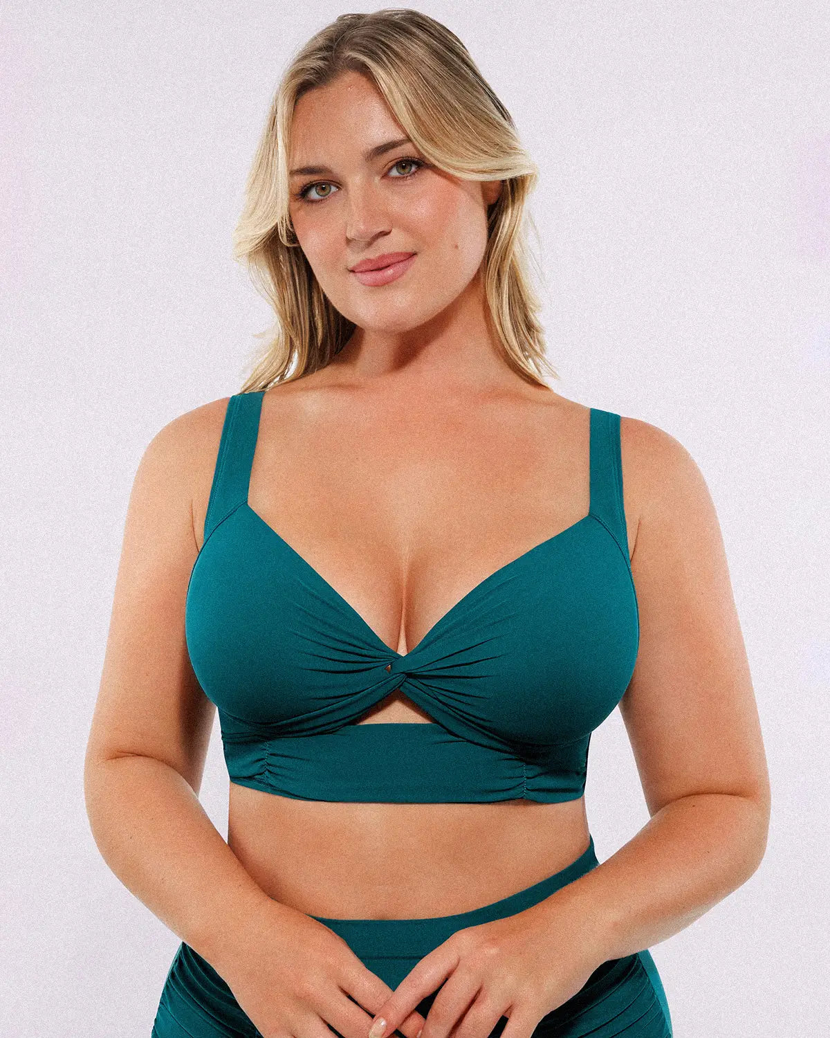 Smart Sculpt™ Bikini-top met gedraaide voorzijde & broekje met hoge taille