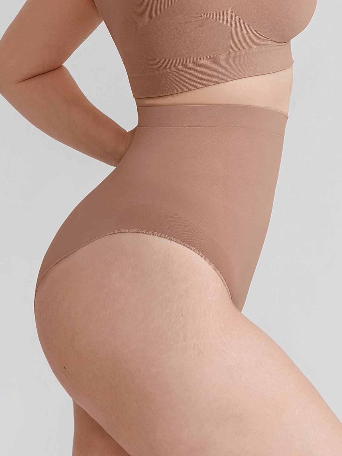 Naadloze corrigerende slip met hoge taille, buikcorrectie en anti-slip siliconenrand