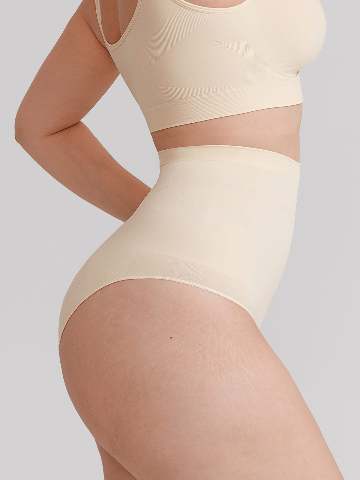 Naadloze corrigerende slip met hoge taille, buikcorrectie en anti-slip siliconenrand